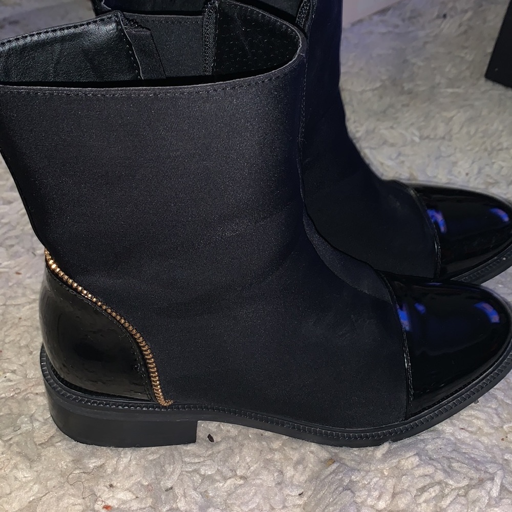 Black booties - Picture 2 of 7